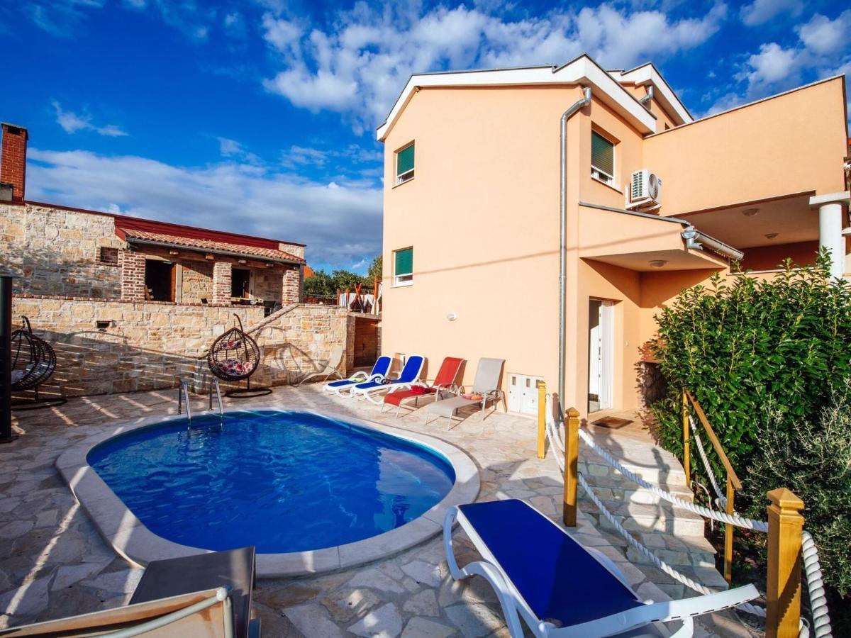 Splendid Holiday Home In Jasenice Maslenica Exterior foto